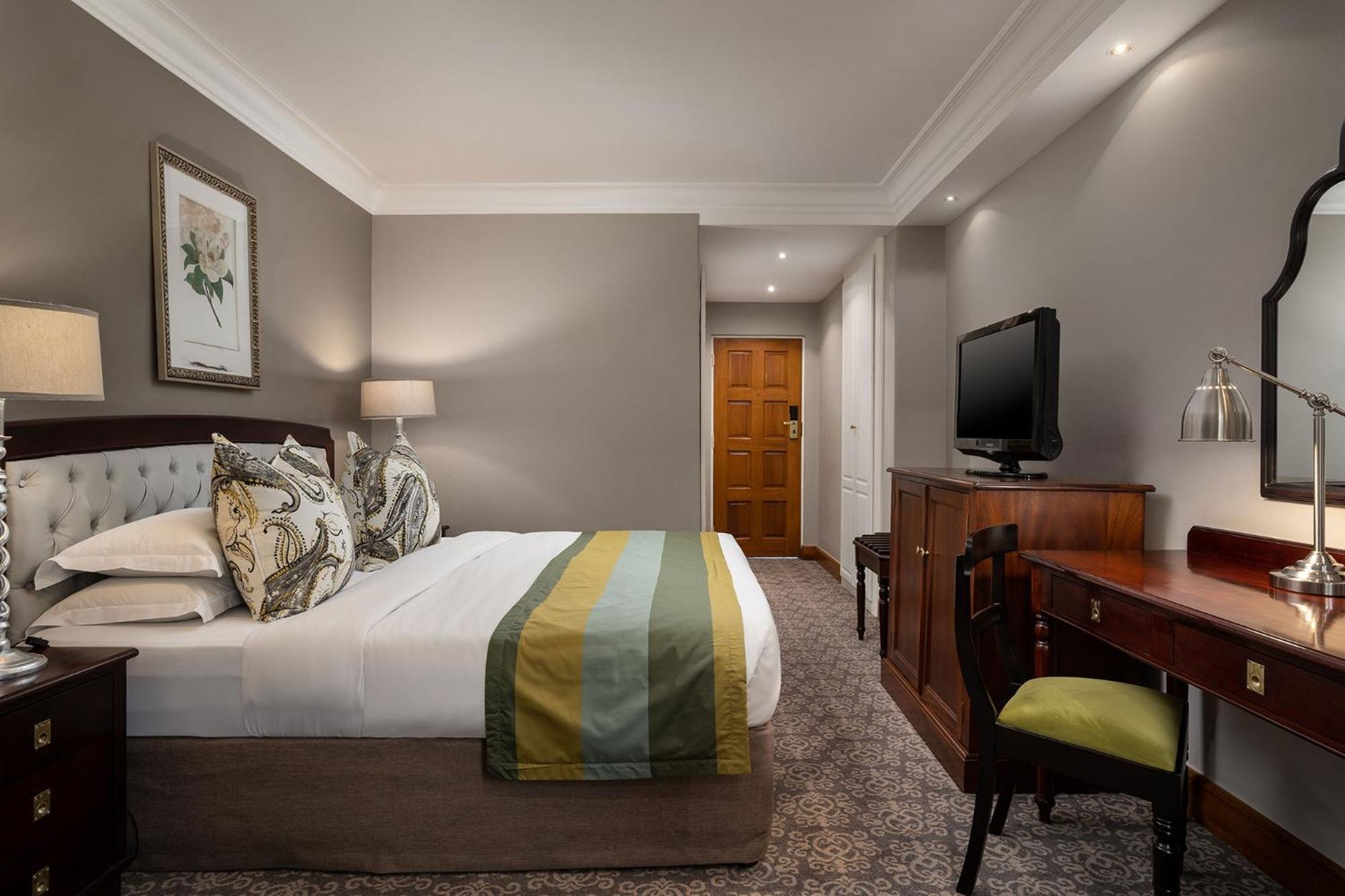Premier Hotel Falstaff Γιοχάνεσμπουργκ Εξωτερικό φωτογραφία